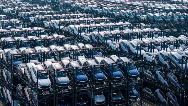 El precio de los coches podrá subir por culpa de los aranceles a China, según el Banco de España