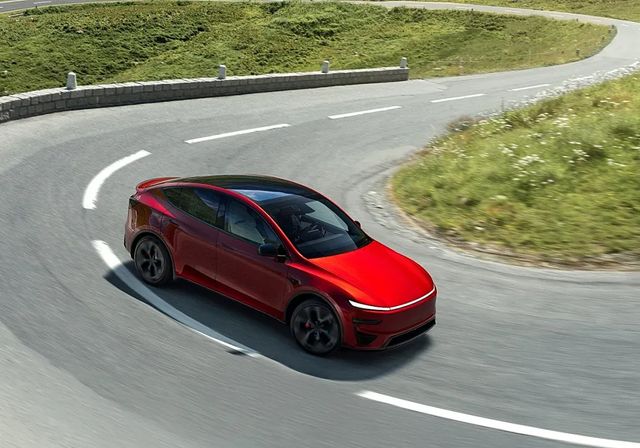 La conducción autónoma de Tesla llega a España para pruebas públicas