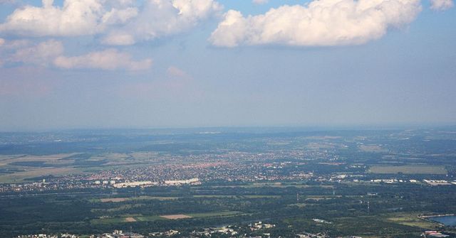 Lezuhant egy repülőgép Dunakeszin, a 17 éves pilóta belehalt a sérüléseibe