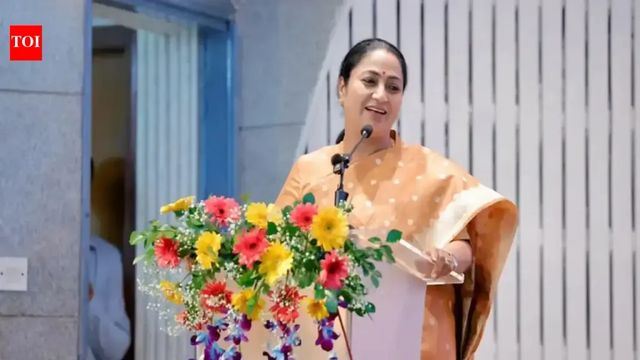 EC sends notice to Rekha Gupta, clears SIR discrepancy after verification