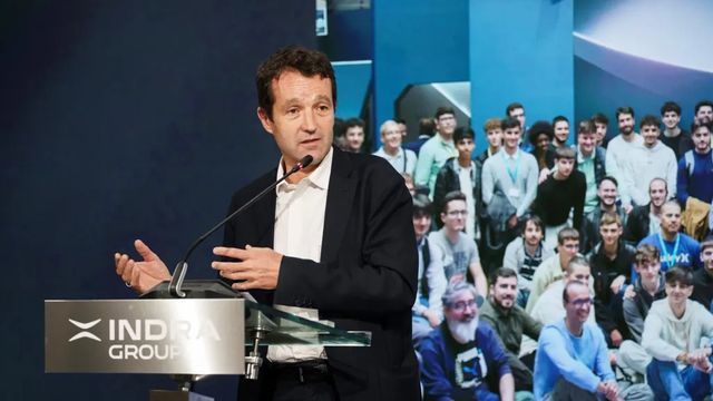 Moncloa rompe con Escribano y le da un ultimátum: o deja la presidencia de Indra o rechaza la fusión con su empresa