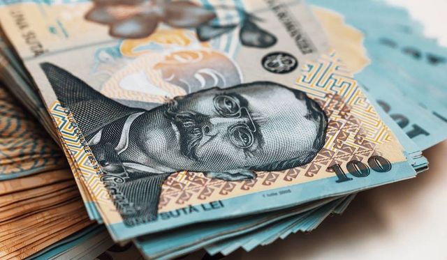 17 firme și doi români vizați într-o anchetă ANAF privind o rețea de evaziune fiscală și spălare de bani