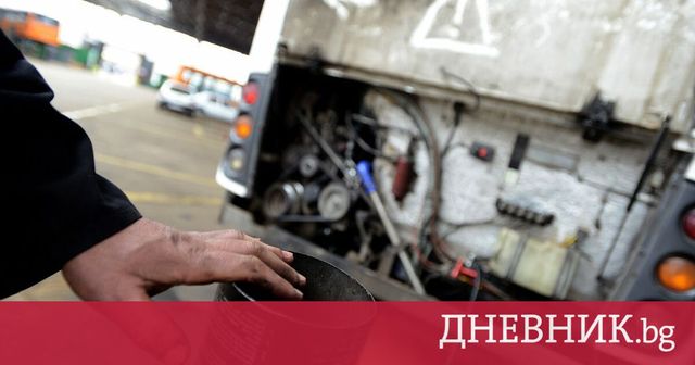 Автобус по линията София - Бургас се е запалил на ”Тракия”, няма пострадали
