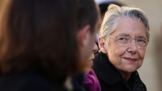 La primera ministra de Francia, Elisabeth Borne, dimite tras la crisis por la ley de migración