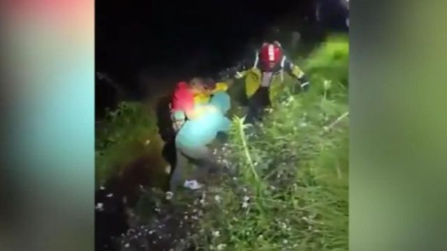 15 morti si 20 de raniti, dupa ce un autobuz a cazut in prapastie in Guatemala