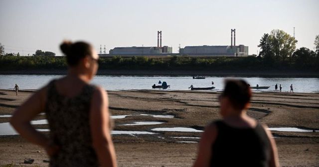 Ungaria închide Paks, singura sa centrală nucleară, din cauza nivelului scăzut al Dunării
