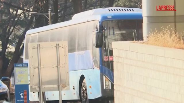 Seul, chiesta la pena di morte per l'ex presidente Yoon