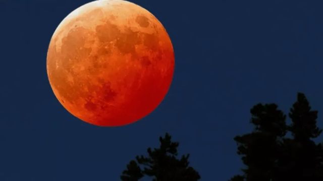 Eclipsa totală de lună din martie 2025 vizibilă și din Republica Moldova