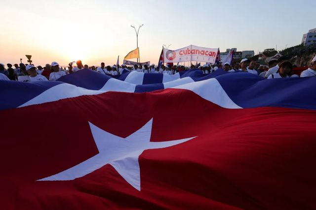 Trump amenaza con tomar el control de Cuba “casi de inmediato”