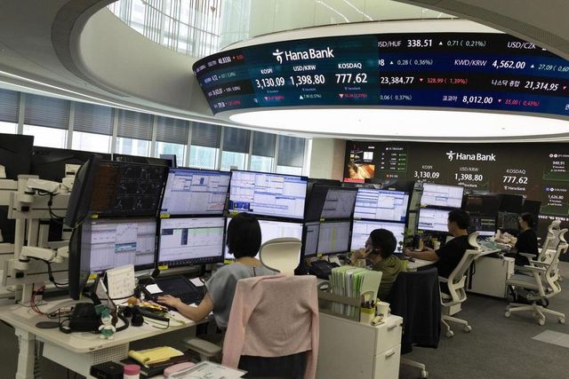 Borsa: Asia in calo ed Europa ferma in attesa di Jackson Hole
