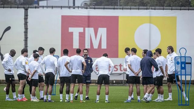 El Valencia solicita aplazar el partido de Copa del Rey