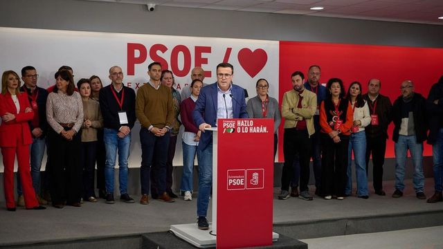 Gallardo dimitirá esta tarde como secretario general del PSOE en Extremadura