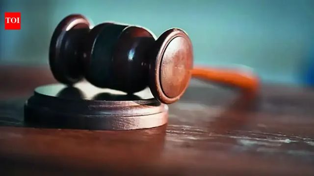 SC stays Delhi HC ruling against barring law students over attendance shortage