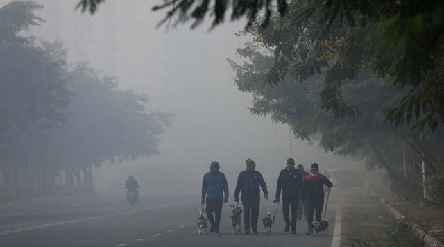 Foggy morning in Delhi, minimum temperature settles at 6.5 degrees Celsius