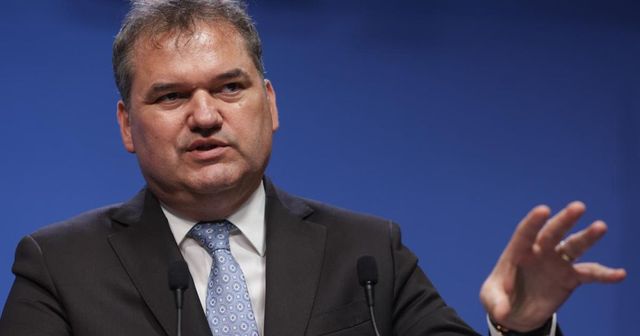 Cseke Attila: Contribuabilii cu mașini de lux fentează impozitele, afectând bugetul local