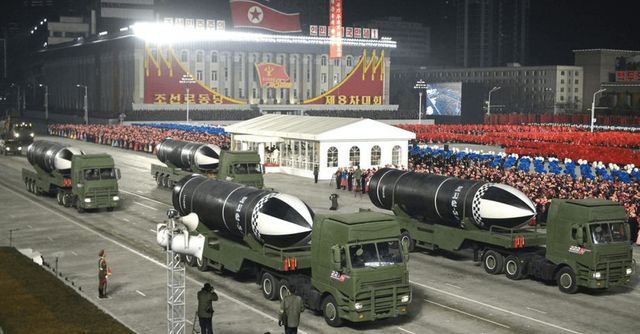 Coreea de Nord lansează o rachetă balistică înainte de vizita în zonă a vicepreședintelui american