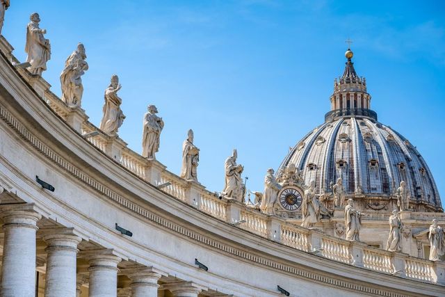 Vaticano: stretta sulle apparizioni, solo il Papa può dichiarare fenomeni soprannaturali