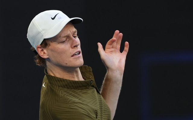 Организаторите на Откритото първенство на Австралия по тенис задействаха политиката за екстремни горещини