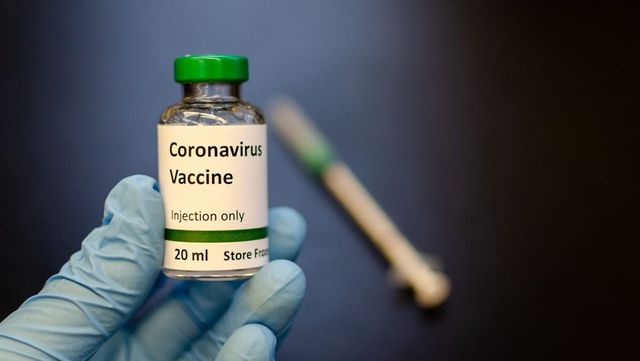 Tinerii sănătoși ar putea să nu fie vaccinați pentru noul coronavirus înainte de 2022. Ce spune OMS