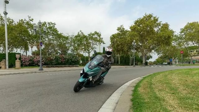 Las ventas de motos crecen más de un 10% empujadas por el éxito del escúter