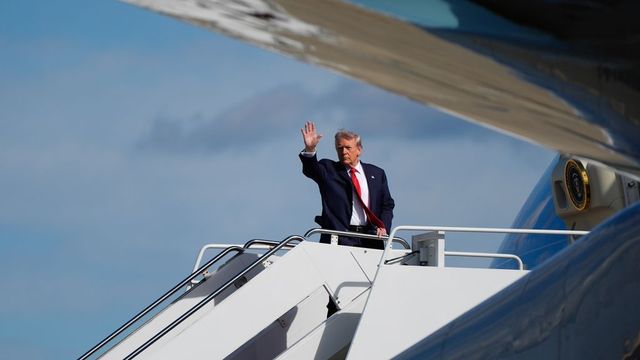 Un paquete sospechoso enferma a varias personas en la base militar del Air Force One de Trump