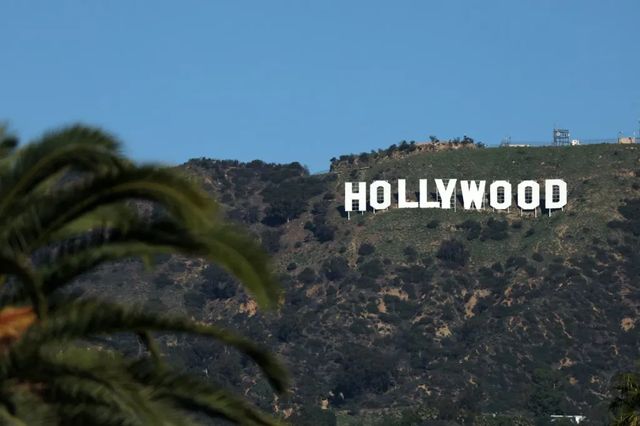 Warner Bros respinge oferta îmbunătățită a Paramount, preferă propunerea Netflix