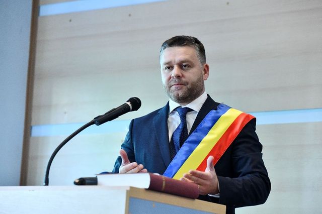 Rezultate exit-poll, alegeri București 2025: Ciucu – 32,7%, Daniel Băluță 26,3%