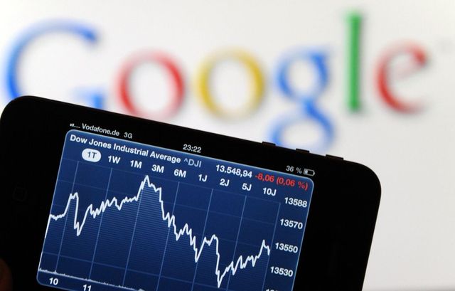 Un angajat Google este acuzat că a câștigat ilegal peste 1,2 milioane de dolari pe Polymarket folosind informații confidențiale