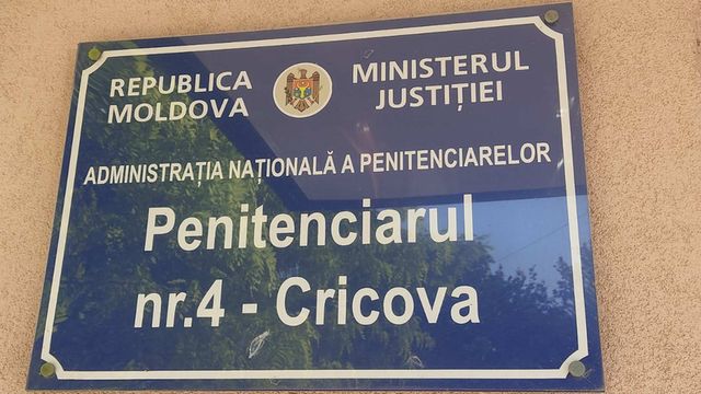 Noi detalii despre moartea deținutului de la Cricova: Bărbatul ar fi fost găsit fără viață într-un butoi cu apă