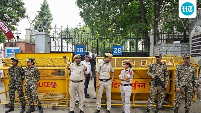 Delhi ashram chief accused of molestation by over 15 women, on the run