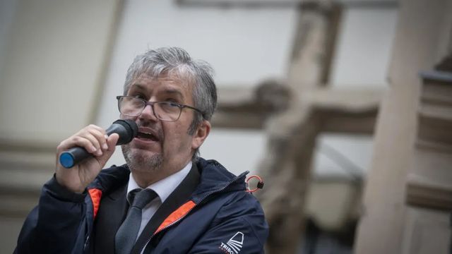 Feljelentést tesz Hadházy Ákos, miután szerinte az állam százszoros áron vásárolt földeket a paksi bővítésre hivatkozva