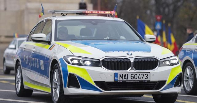 Doi tineri, reținuți după ce au tras cu pistoale cu bile în mai multe fete într-o intersecție din Capitală