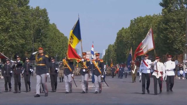 Militarii Armatei Naționale au defilat la parada militară de Ziua Națională a Franței
