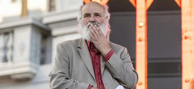 Iványi Gábor mellett tüntetnek a Dankó utcában