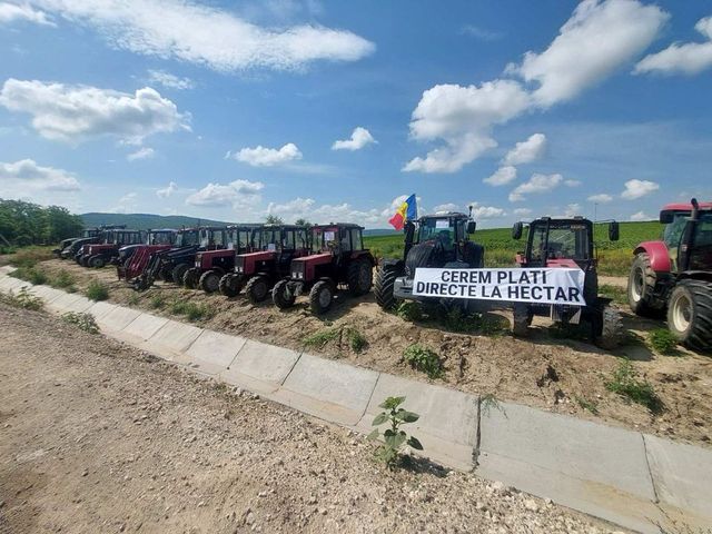 Mai multe trasee naționale – blocate