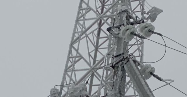 Consumatorii afectați de chiciura din 15-16 februarie au fost reconectați la rețeaua electrică