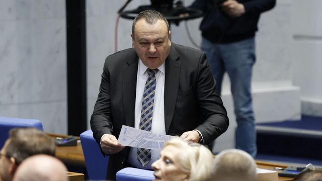 ДПС поиска оставка на цялото ръководство на здравната каса