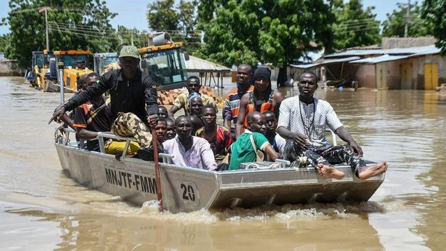 At least 27 dead, over 100 missing in Nigeria boat tragedy