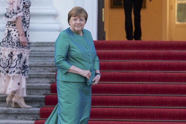 Merkel compie 70 anni, per Steinmeier un 'modello di democrazia'