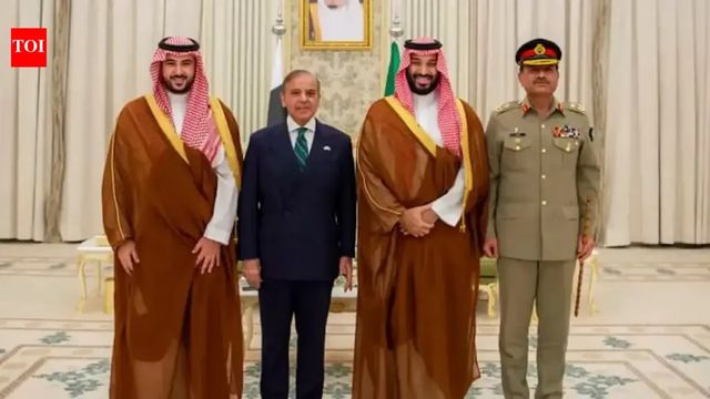 Pakistan deploys jet squadron, thousands of troops to Saudi Arabia amid escalating Iran war tensions