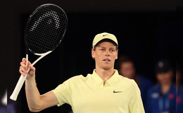 Jannik Sinner, Iga Swiatek Eye Quarter-Finals At Australian Open