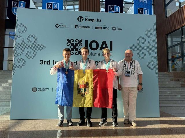 Elevii moldoveni au obținut trei medalii la Olimpiada Internațională de Inteligență Artificială din Kazahstan