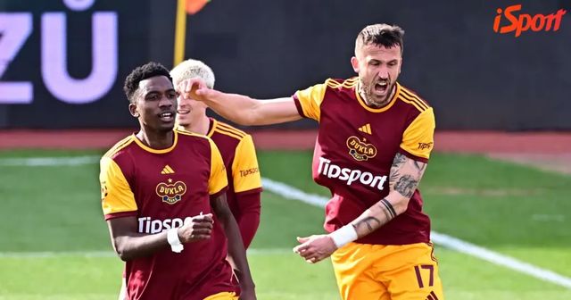 ONLINE: Dukla - Jablonec 2:0. Boleslav vede proti Pardubicím, Baník padl v Hradci