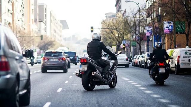 Seis de cada diez accidentes de moto son provocados por otro vehículo