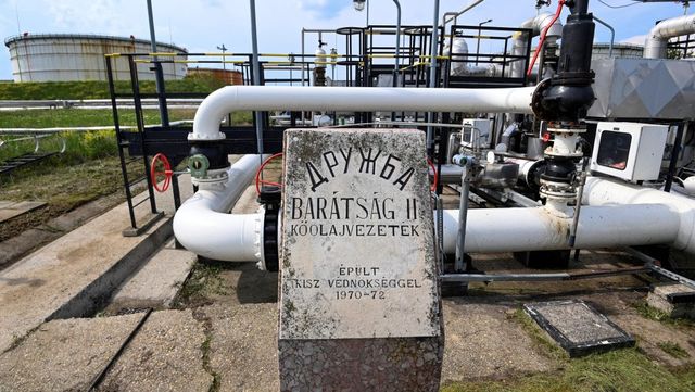 Jóváhagyja az Oroszország elleni szankciókat Szlovákia, ha újraindul a Barátság kőolajvezeték