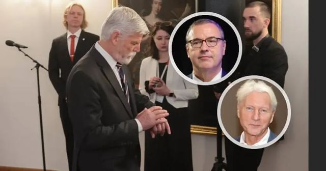 Špaček pokládá Babišovo zpoždění za neomluvitelné, Sklenář by byl smířlivý