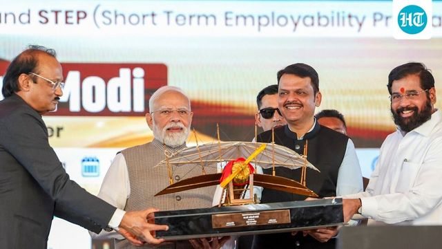 Congress should tell nation who prevented military retaliation after 26/11 attack: PM Modi in Mumbai