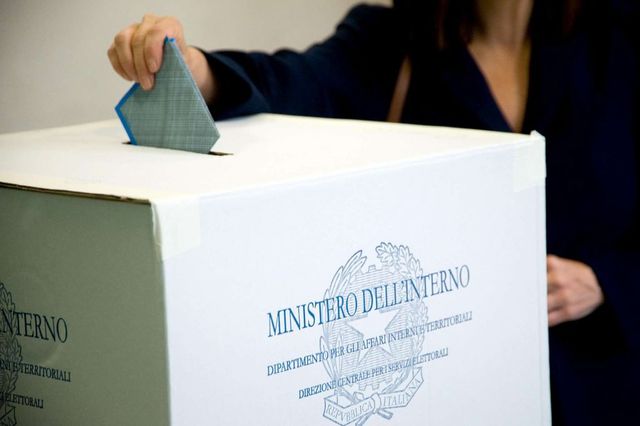 Elezioni comunali 2024, Torre Annunziata: Alfano si ritira dal ballottaggio dopo le frasi omofobe