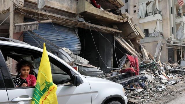 Macron anuncia la muerte de un soldado francés de la ONU en Líbano y apunta a Hizbulah