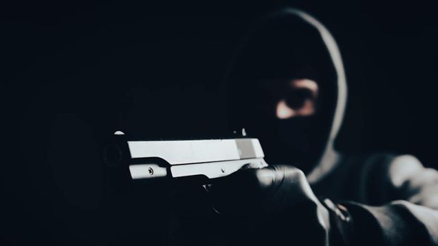 Armed Gang In Military Uniforms Robs SBI Branch In Karnataka, Escapes With 50 Kg Gold, Rs 8 Cr